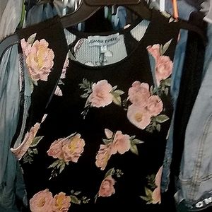 Black Flowery Dress .